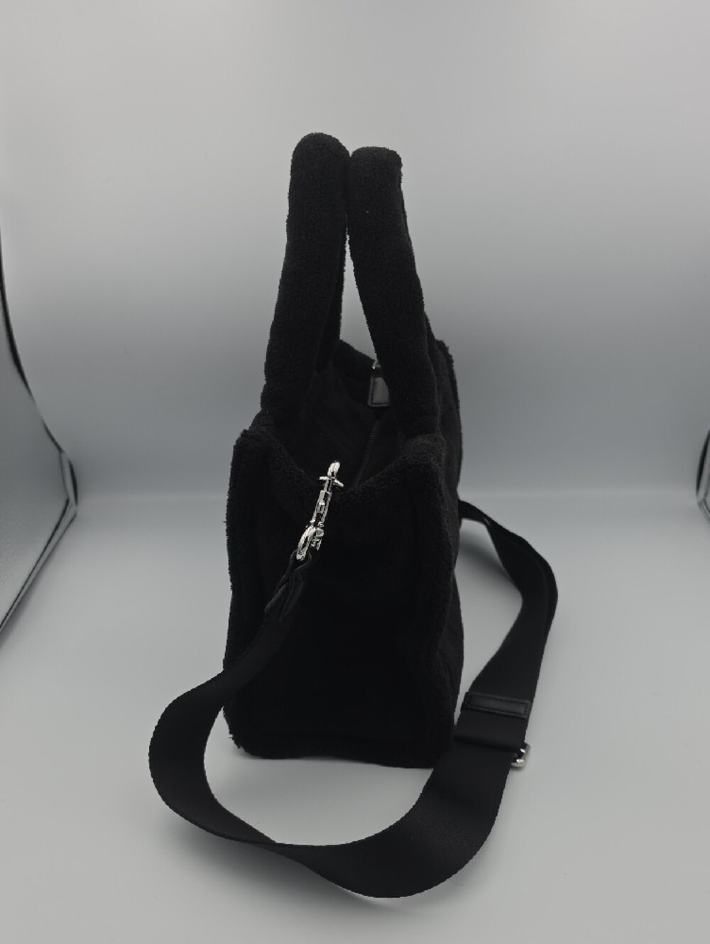 Marc Jacobs Black/White Sherpa Terry Cloth "The Tote Bag" Small Tote (EUC)🖤🤍🖤 - Picture 5 of 11
